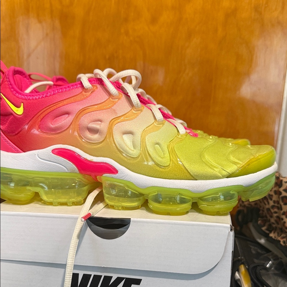 Nike Air VaporMax Plus in Pink and Yellow Gradient